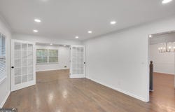 4536 Mountain Creek, Roswell, GA 30075
