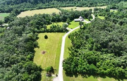 190 Woodridge Lane, Perryville, MO 63775