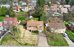 126 Peony Ave, Ross Twp, PA 15229