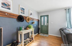 2431 Mountain View Dr, Loveland, CO 80538