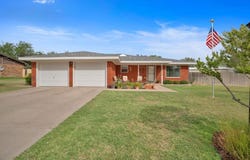 2309 Roberts Dr, Big Spring, TX 79720