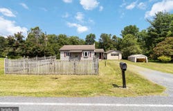 2961 RIDGE ROAD, NORTHUMBERLAND, PA 17857