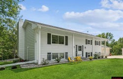 39877 County Road 20 Road, St. Peter, MN 56082