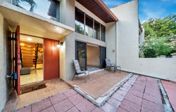 8751 Gatehouse Road, Plantation, FL 33324
