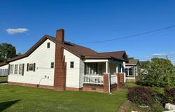449 Kane Street, Milton, WV 25541