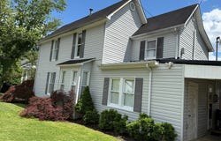 525 College, Paintsville, KY 41240