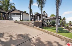 3342 White Hawk Rd, Escondido, CA 92027