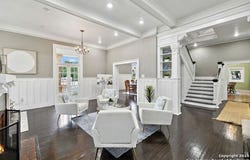 339 W Woodlawn Avenue, San Antonio, TX 78212-3312