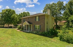 1738 Cedargate Way, Imperial, MO 63052