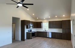 2763 Sunflower Drive, Overgaard, AZ 85933