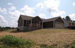 152 Nevils St, Harrogate, TN 37752