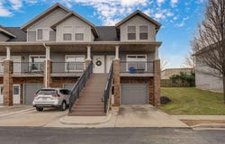 640 E Spring Valley Circle, Nixa, MO 65714