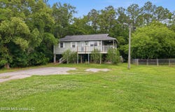 8621 Old Stage Road, Moss Point, MS 39562