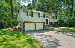 133 Russell Ln, Abington, MA 02351