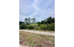 709 Ryan Dr, Carrabelle, FL 32322