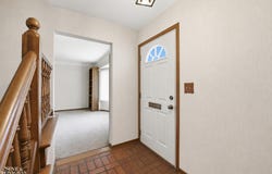 402 Roland Court, Grosse Pointe Farms, MI 48236