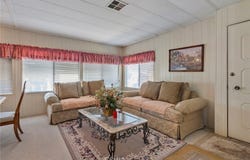 10939 Langdon 167 Avenue, Mission Hills (San Fernando), CA 91345