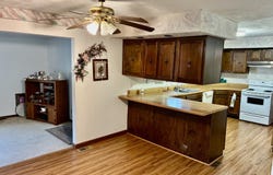 315 E. Johnson St., Enfield, IL 62835