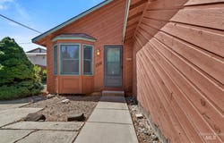 1210 E Elm Street, Caldwell, ID 83605