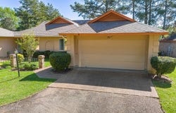 357 E Cascades Circle, Clinton, MS 39056