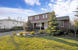 270 Idle Hour Boulevard, Oakdale, NY 11769