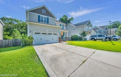 212 Peggys Trace, Sneads Ferry, NC 28460