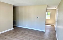 3302 Sioux Lane, St Joseph, MO 64503