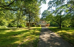 1004 Cave Springs Road, Hixson, TN 37343