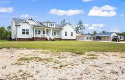 320 Henry Stabler Road, Swansea, SC 29160