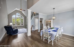 1084 Hillside Lane, Lenoir City, TN 37771
