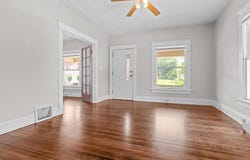 201 S 13th Street, St Joseph, MO 64501
