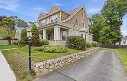 17 Winthrop St, Marlborough, MA 01752