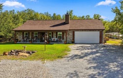 136 N Bronco Court, Springtown, TX 76082