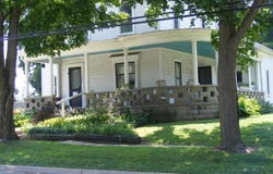 1002 Water Street, Eaton Rapids, MI 48827