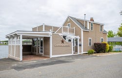 3 Lakeside Ave, Lunenburg, MA 01462