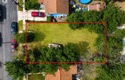 718 S OLIVE ST, San Antonio, TX 78203-1636