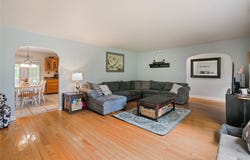 620 Briarcliff Dr, Center Twp, PA 15001