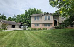 105 Woods Point Drive, Berea, KY 40403