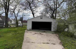 740 W 11th Street, Waterloo, IA 50702