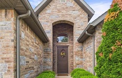 5708  S 60th  PL, Rogers, AR 72758