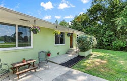 708 W 2nd Street, Advance, MO 63730