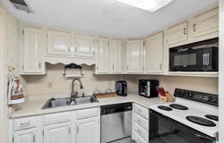 2420 EAGLE COURT, BIRMINGHAM, AL 35216