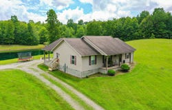 494 David Ball Road, McKee, KY 40447
