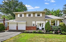 101 Molinari Dr, Wanaque Boro, NJ 07465-1114
