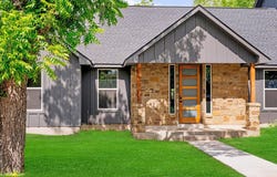 417 S Blanco ST, Lockhart, TX 78644