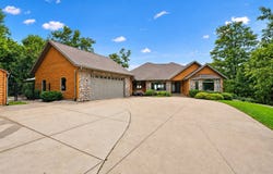 513 Acre St., Guttenberg, IA 52052