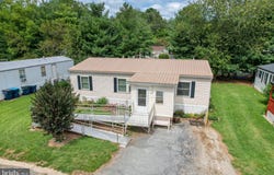 1679 S STATE STREET, DOVER, DE 19901