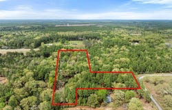 3425 Poe Road S, Chunchula, AL 36521