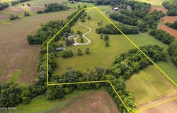 1946 Drane Ln, Eminence, KY 40019