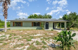 3812 Lucerne Avenue, Mims, FL 32754